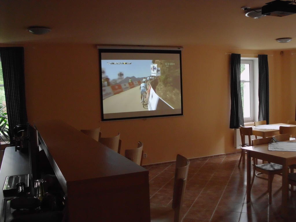 Apartmany Doma Janov nad Nisou Extérieur photo